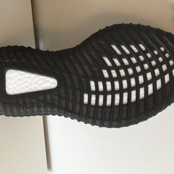adidas Yeezy Boost 350 V2 Static Black (Reflective - Picture 6 of 8